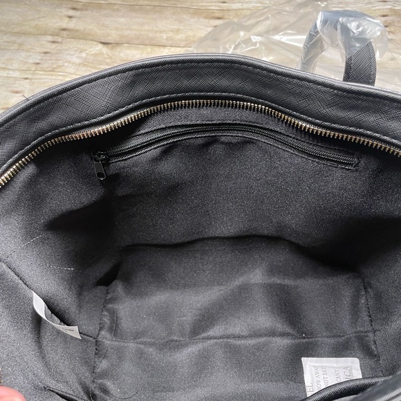 Lou Black and White Striped Women's Bag - Picture 6 of 7